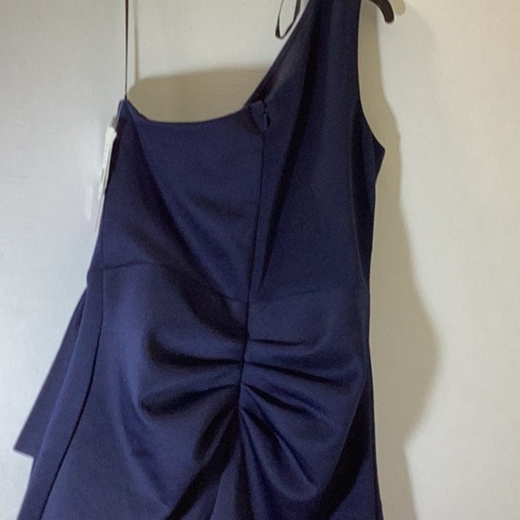 AQUA
Ruffled One Shoulder Scuba Gown - 100% Exclusive - Picture 8 of 10